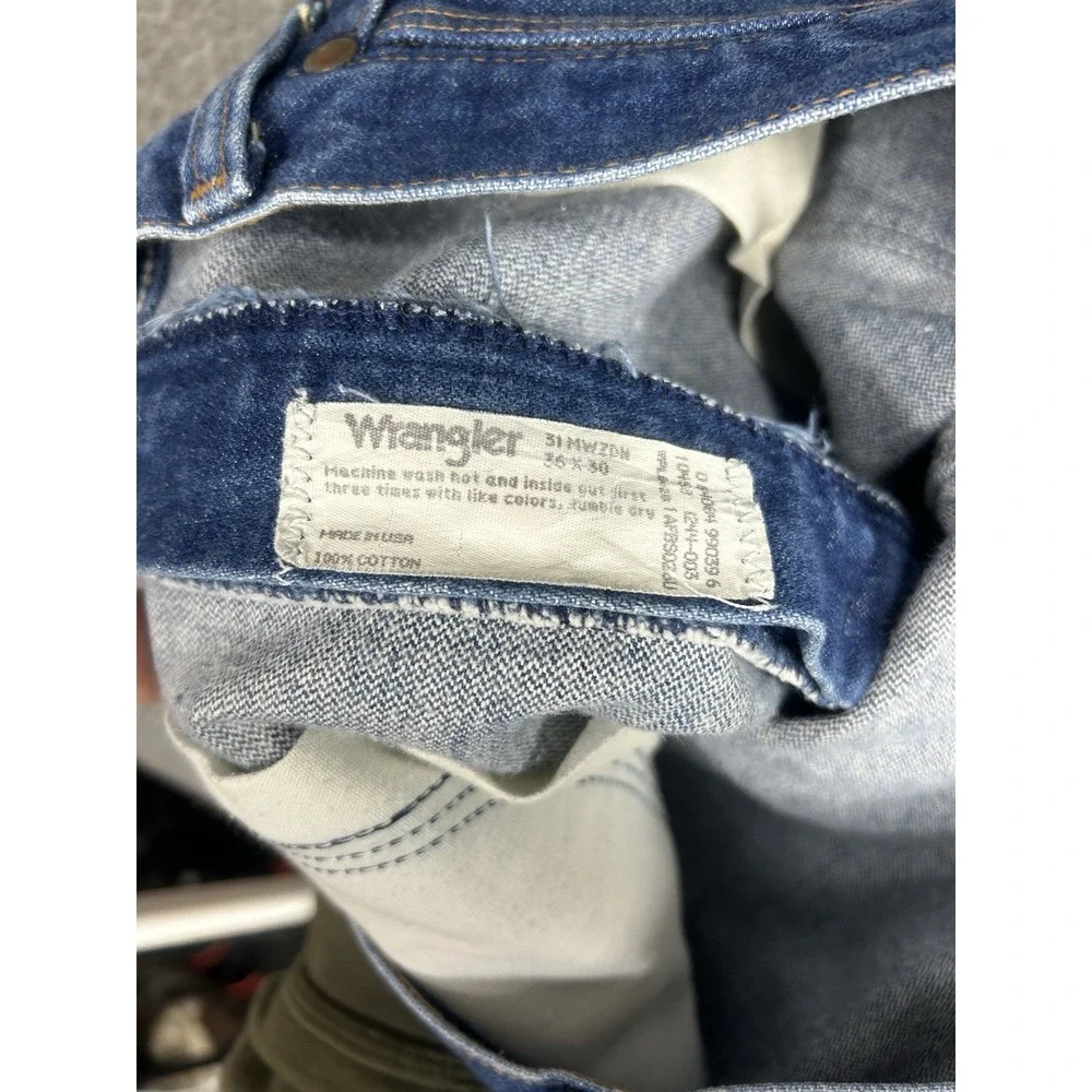 Vintage Wrangler 31MWZ Jeans 34x30 (tag‎ 36x30) Faded Straight Leg Made USA